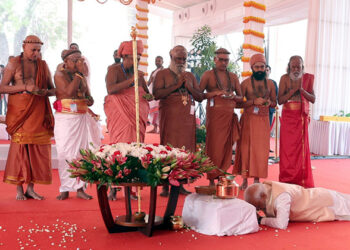 രാഷ്ട്രസ്വത്വത്തിന്റെ ഉയര്‍ത്തെഴുന്നേല്‍പ്പ്