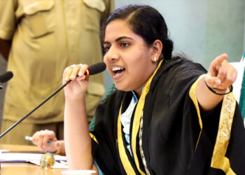 അഹങ്കാരവും അഴിമതിയും തലയിലേറ്റിയ മേയര്‍