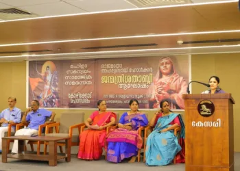 സ്ത്രീ ‘ശക്തിയെ’ സ്വയം തിരിച്ചറിയണം- അഖില ശശിധരൻ