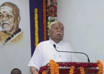 മനുഷ്യധര്‍മ്മം എങ്ങനെ ആചരിക്കണം എന്ന് ഹിന്ദുത്വം നമ്മെ പഠിപ്പിക്കുന്നു: ഡോ. മോഹന്‍ ഭാഗവത്