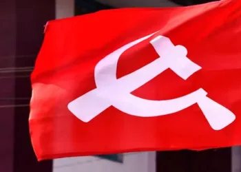 സി.പി.എമ്മിന്റെ കൊഴിഞ്ഞു വീഴുന്ന മുഖപടം