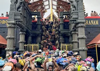 ശബരിമലയെ വിനോദസഞ്ചാര കേന്ദ്രമാക്കാന്‍ ശ്രമിക്കുന്നവര്‍…!