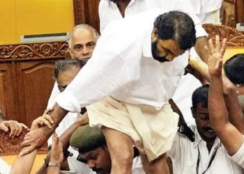 നവ ഫാസിസം വരുന്നു ശിവന്‍കുട്ടിയുടെ വഴിയിലൂടെ