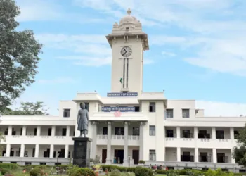 ഇത് കേരളമാണ് സഖാവേ, ഇവിടെ ഡോക്ടറേറ്റ് മാനദണ്ഡം വേറെയാണ്