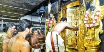 ക്ഷേത്രവിമോചനത്തിനായി ഭക്തര്‍ ഉണരണം