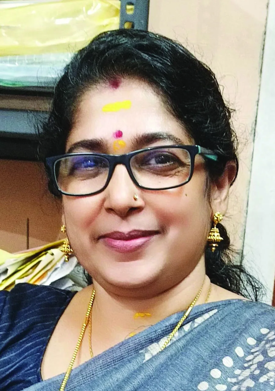 ഡോ. ഉഷാ രാജാ വാര്യര്‍