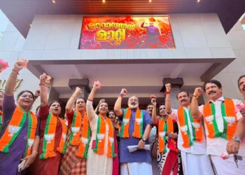 ഇനി കേരളവും താമര തടാകം