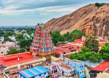 ഇന്ന് തിരുപ്രംകുണ്ഡ്രം നാളെ ലക്ഷ്യം ശബരിമലയോ?