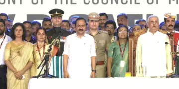 വന്ദേമാതരത്തെ വെട്ടിമുറിക്കുന്നവര്‍