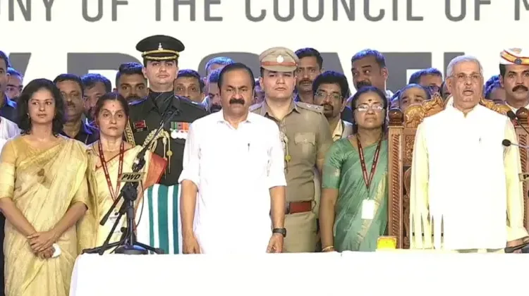 വന്ദേമാതരത്തെ വെട്ടിമുറിക്കുന്നവര്‍