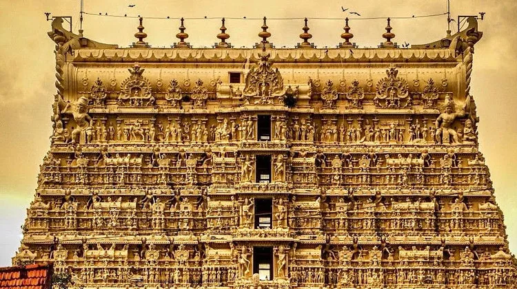 ക്ഷേത്രസ്വത്തുക്കൾ അന്യാധീനപ്പെടുമ്പോൾ